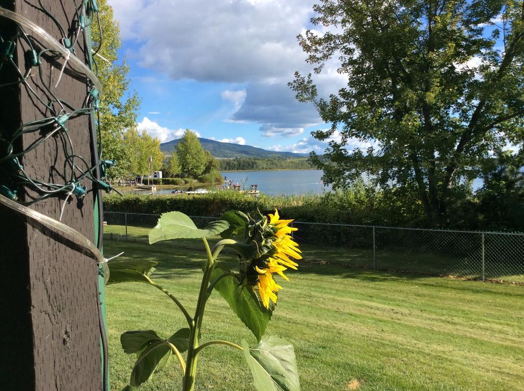 Robert'S Roost Rv Park Resort Quesnel Exterior foto