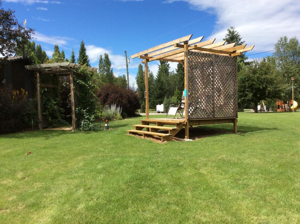 Robert'S Roost Rv Park Resort Quesnel Exterior foto